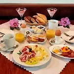 拉克斯酒店