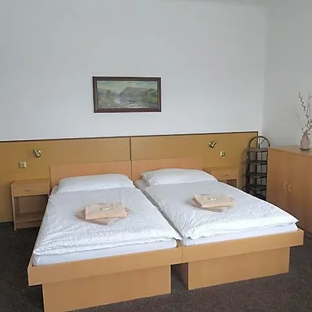 Lux تشيسكي بوديوفيتسه