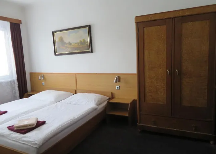 Hotel Lux 3*